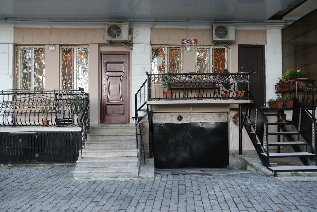 Hostel Saba Kutaisi Esterno foto